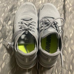 New Nike Gray Sneakers 7.5 Free Run 2018!